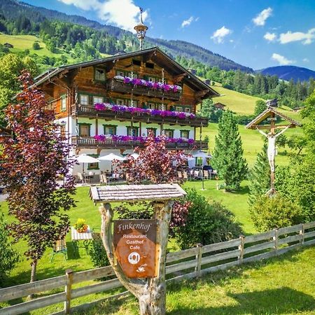 Gasthof Finkenhof Валд им Пинцгау Екстериор снимка