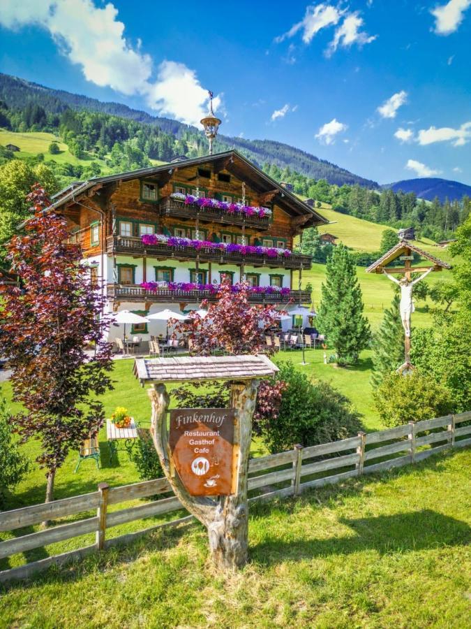 Gasthof Finkenhof Валд им Пинцгау Екстериор снимка